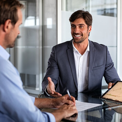 besprechung in einer einer bank 